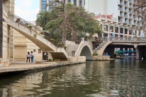 San-Antoinio-Riverwalk-9-scaled